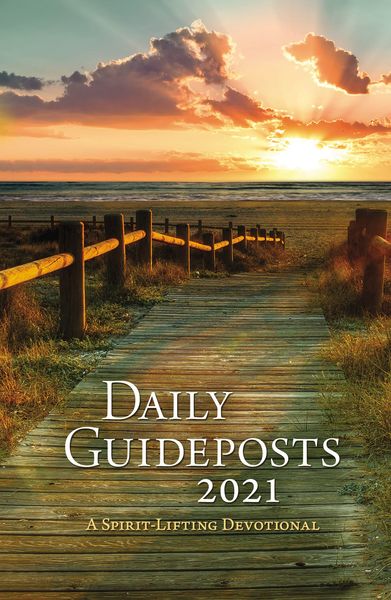 Daily Guideposts 2021: A Spirit-Lifting Devotional